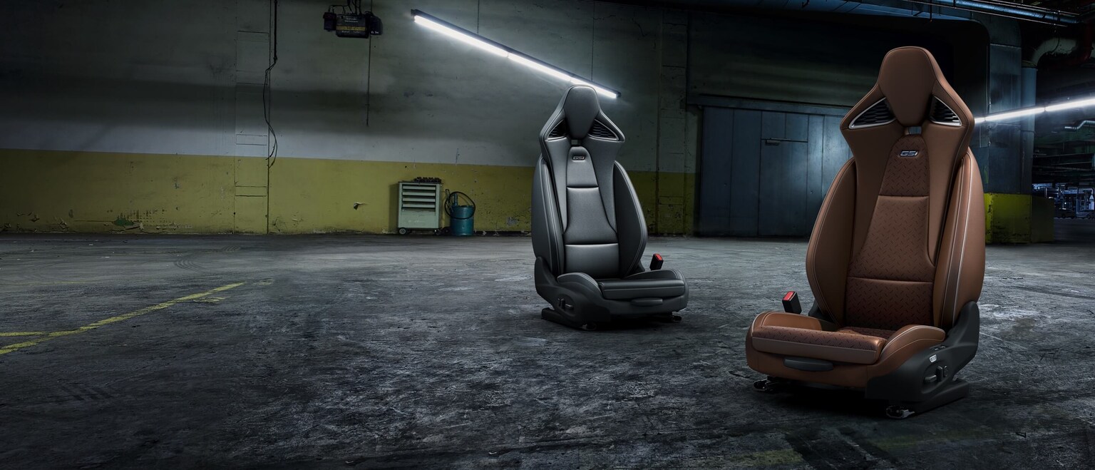 opel_insignia_GSI_performance_seats_21x9_ins18_i01_d158_Gsi.jpg