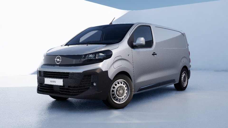 Silberner Opel Vivaro Advance Kastenwagen, vor einem minimalistischen, hellen Hintergrund